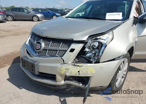 2014 Cadillac Srx Luxury Collection z USA, uszkodzony, nr VIN 3GYFNBE31ES685422